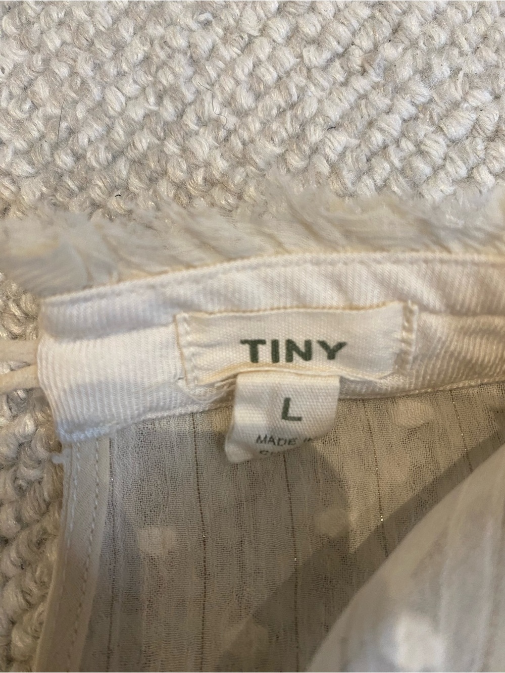 ANTHROPOLOGIE Tiny Finja
Embroidered Blouse M
Romantic Victorian - Picture 9 of 11